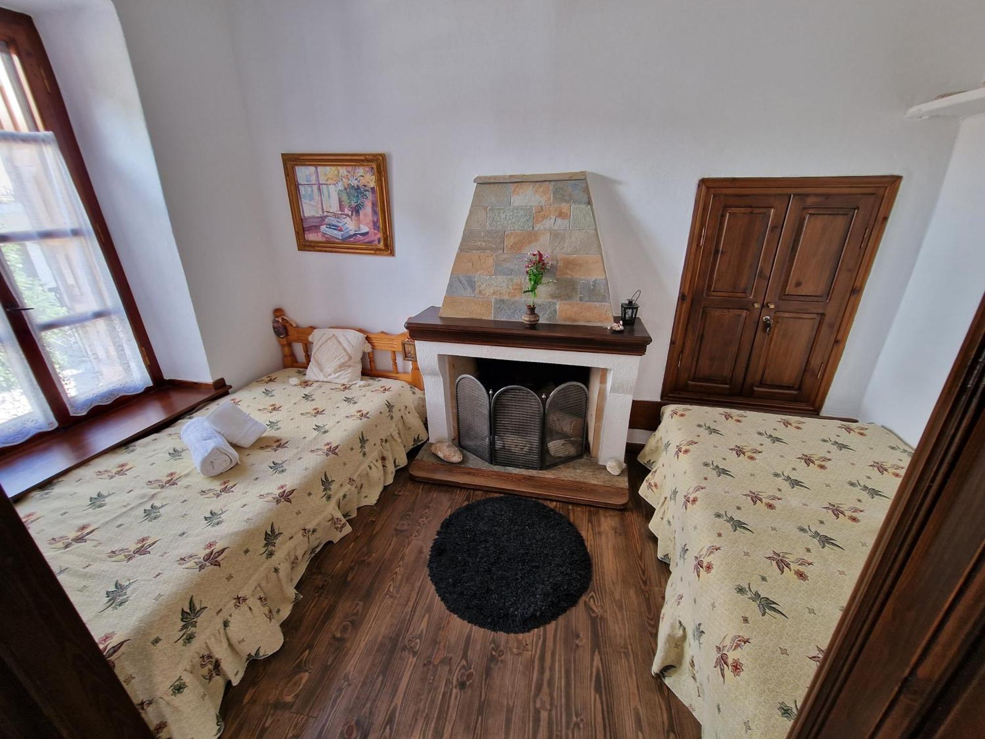 Guest House Pafili ซาโกรา ภายนอก รูปภาพ