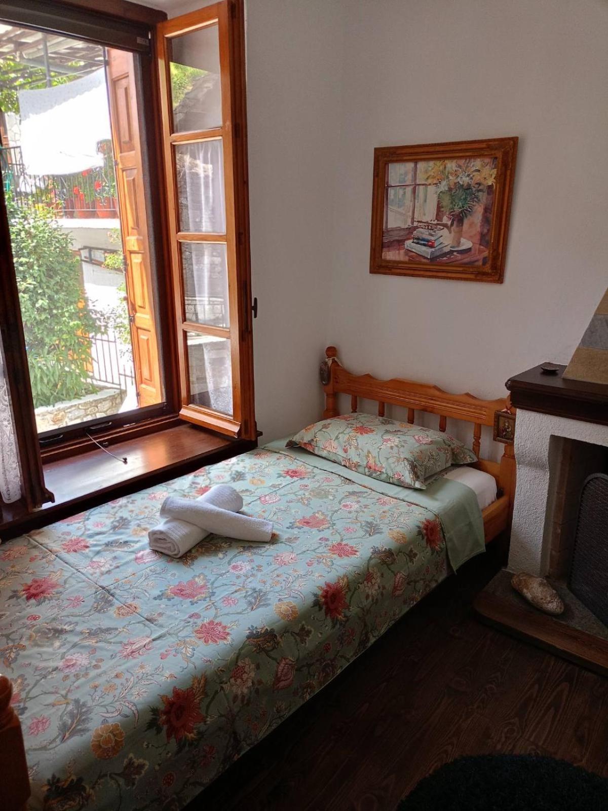 Guest House Pafili ซาโกรา ภายนอก รูปภาพ